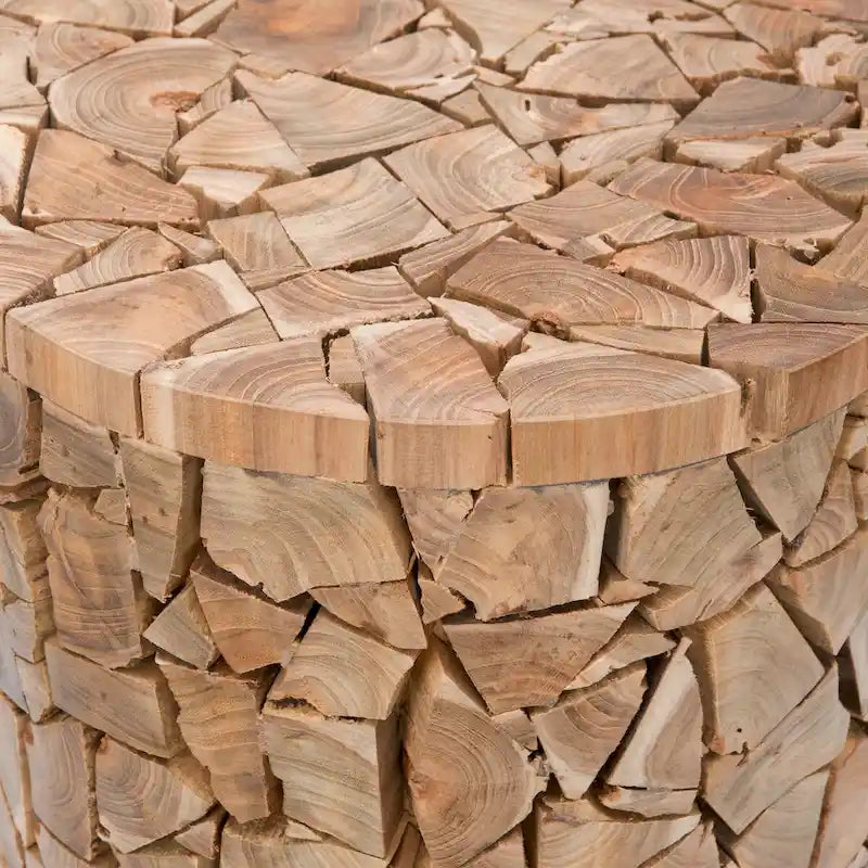 Tabouret rond en bois de teck recyclé avec texture organique en 3D – 30,5 cm (L) × 40,6 cm (H), finition chêne moyen